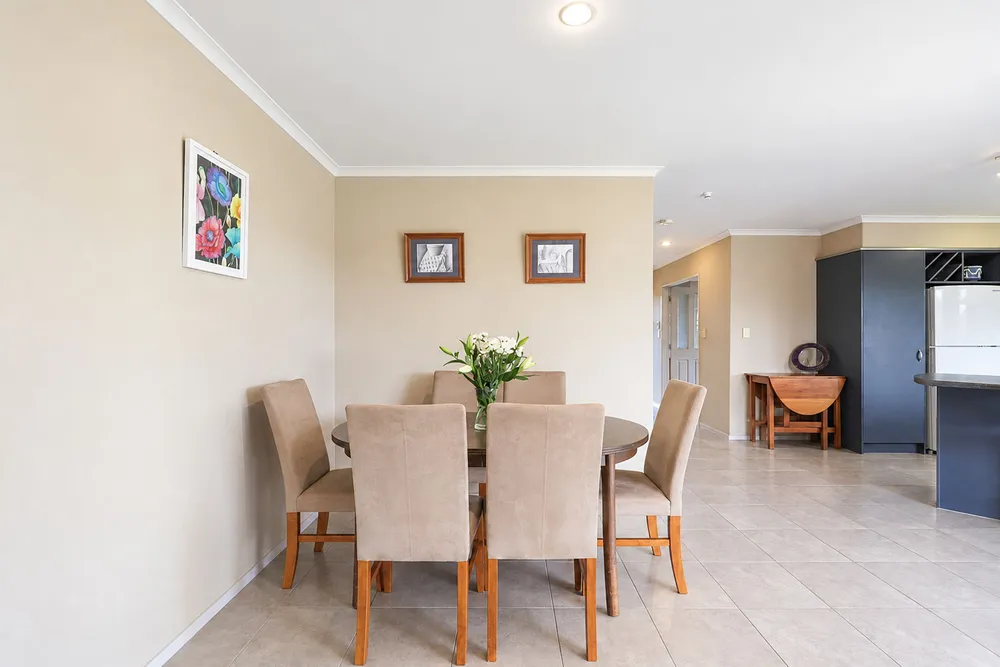 Photos of 55 Chater Avenue