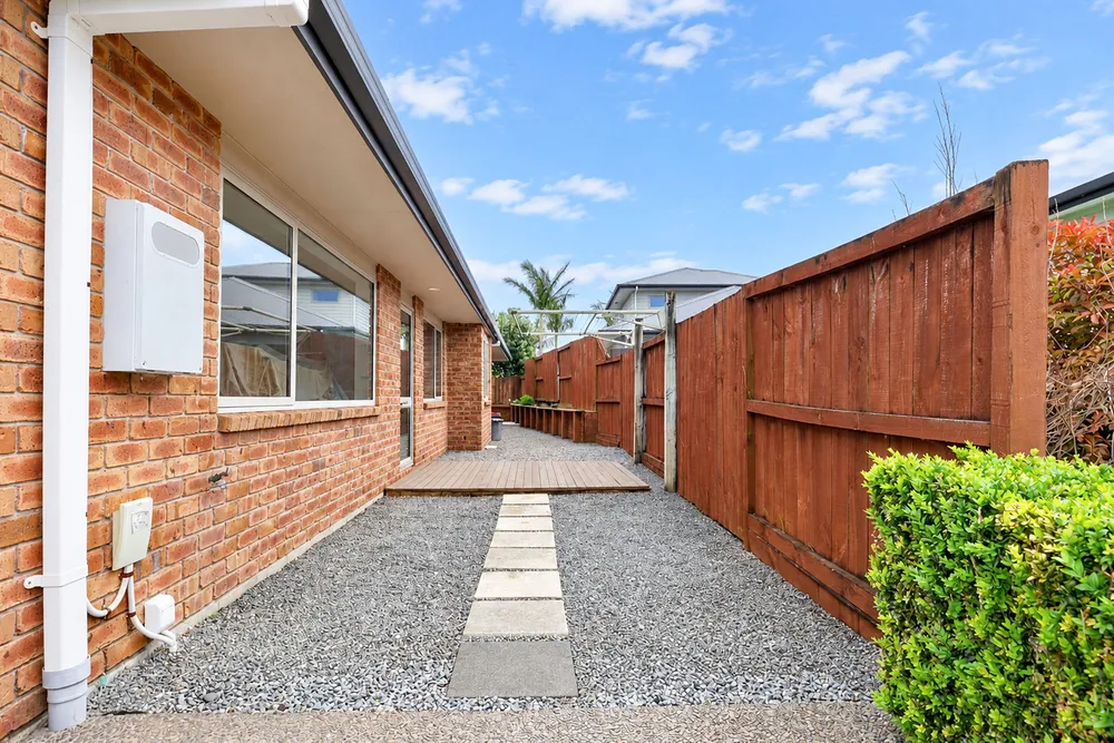 Photos of 55 Chater Avenue