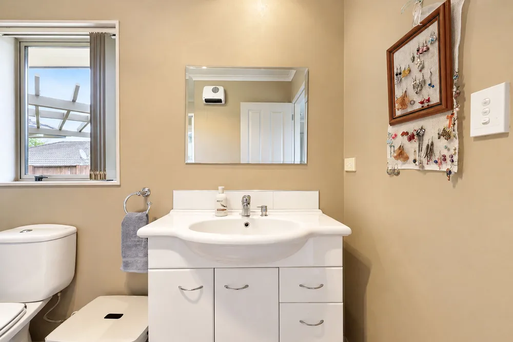 Photos of 55 Chater Avenue