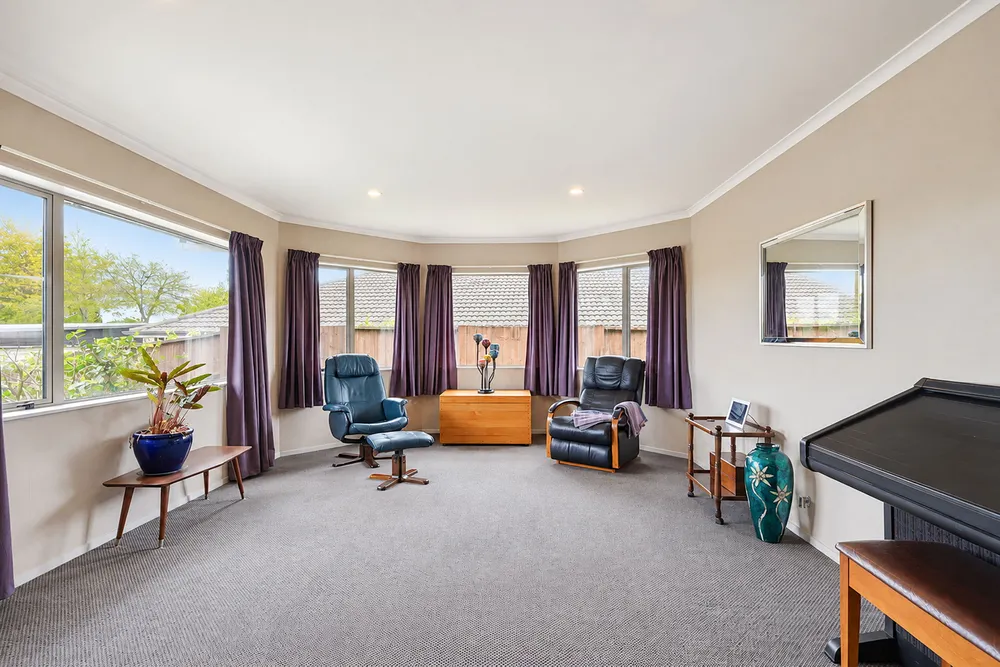 Photos of 55 Chater Avenue