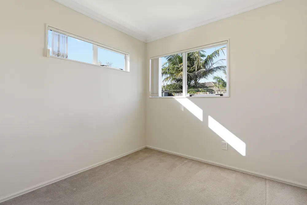 Photos of 42 Arabian Drive