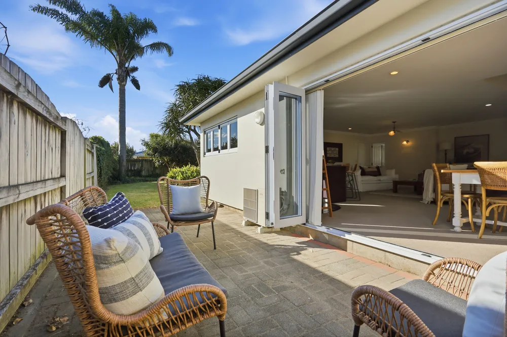 Photos of 42 Arabian Drive