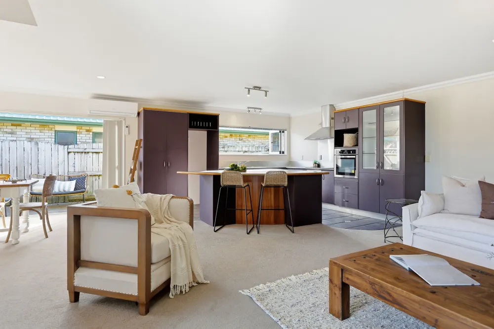 Photos of 42 Arabian Drive