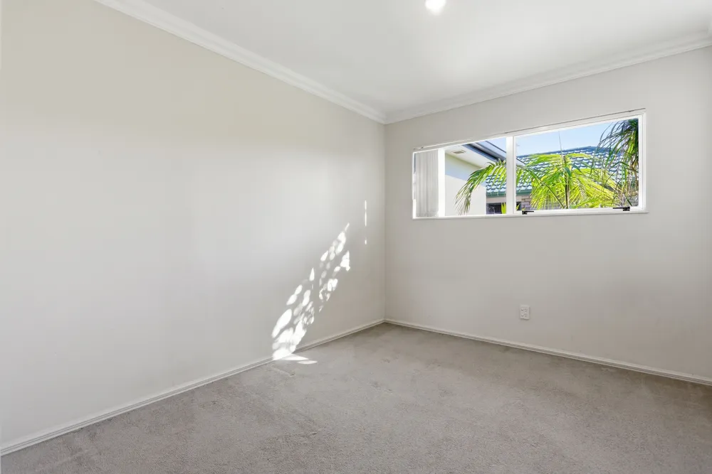 Photos of 42 Arabian Drive