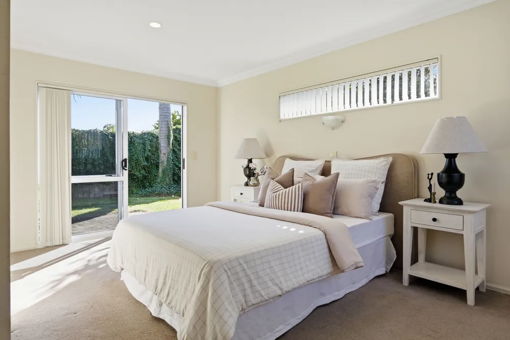 Photos of 42 Arabian Drive