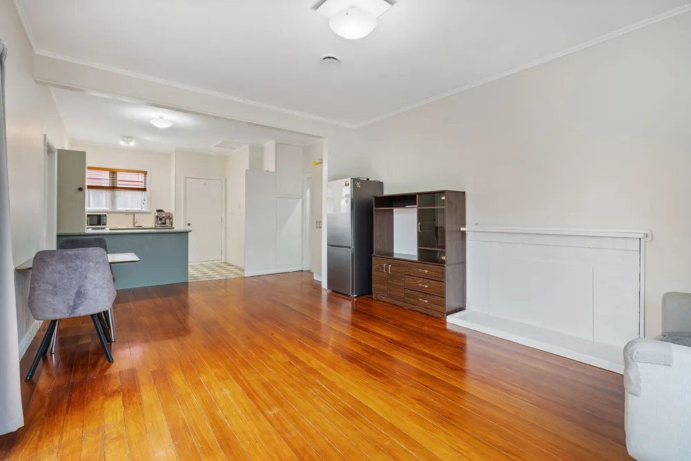 Photos of 34 Churchill Street