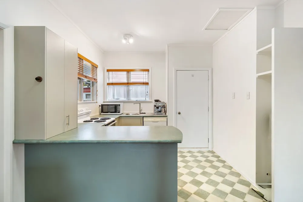 Photos of 34 Churchill Street