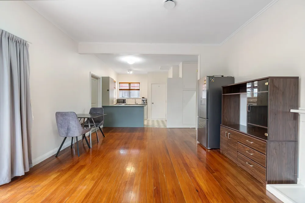 Photos of 34 Churchill Street