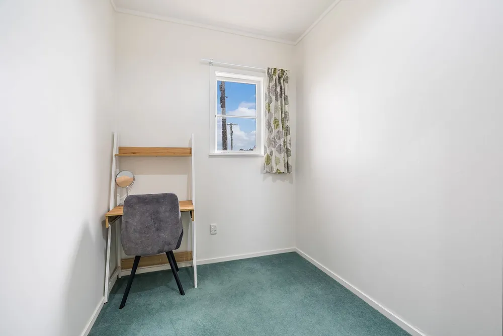 Photos of 34 Churchill Street