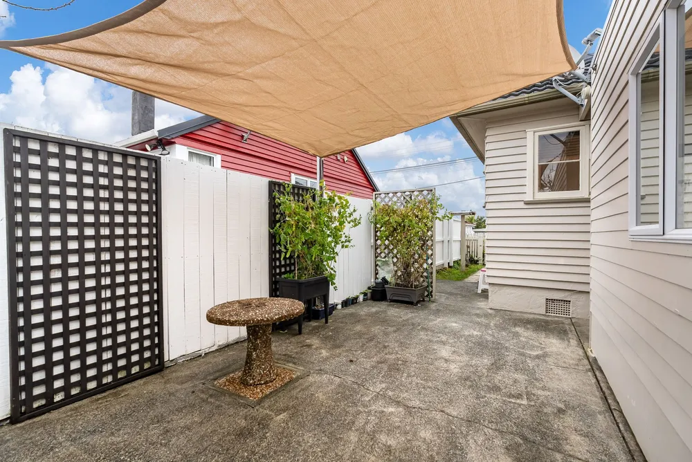Photos of 34 Churchill Street