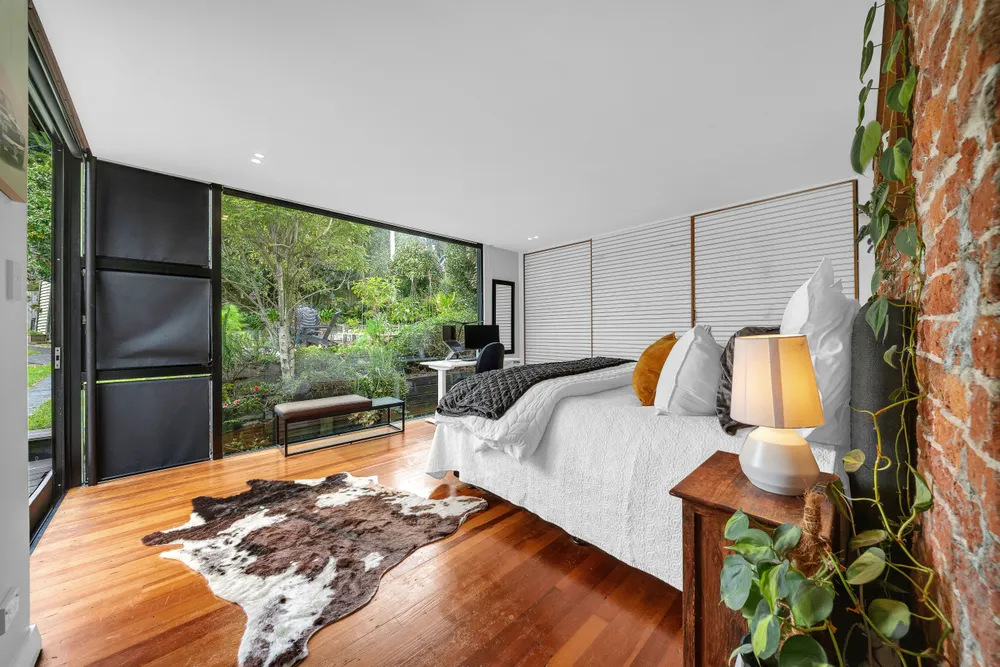 Photos of 50 Fearon Avenue