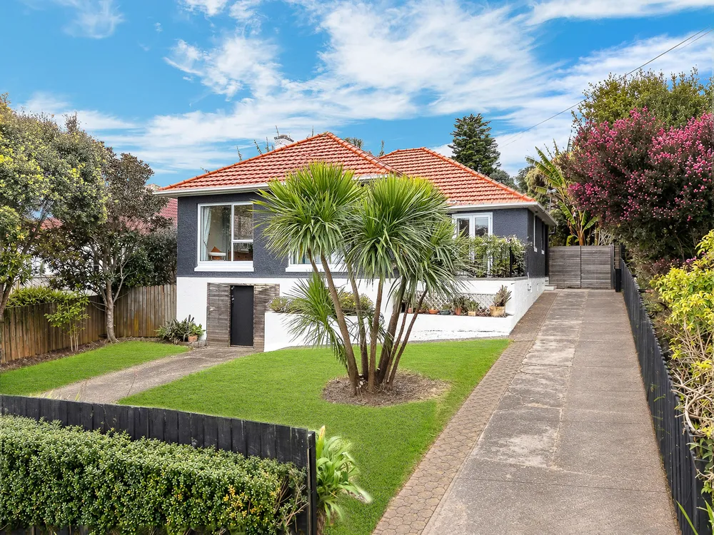 Photos of 50 Fearon Avenue
