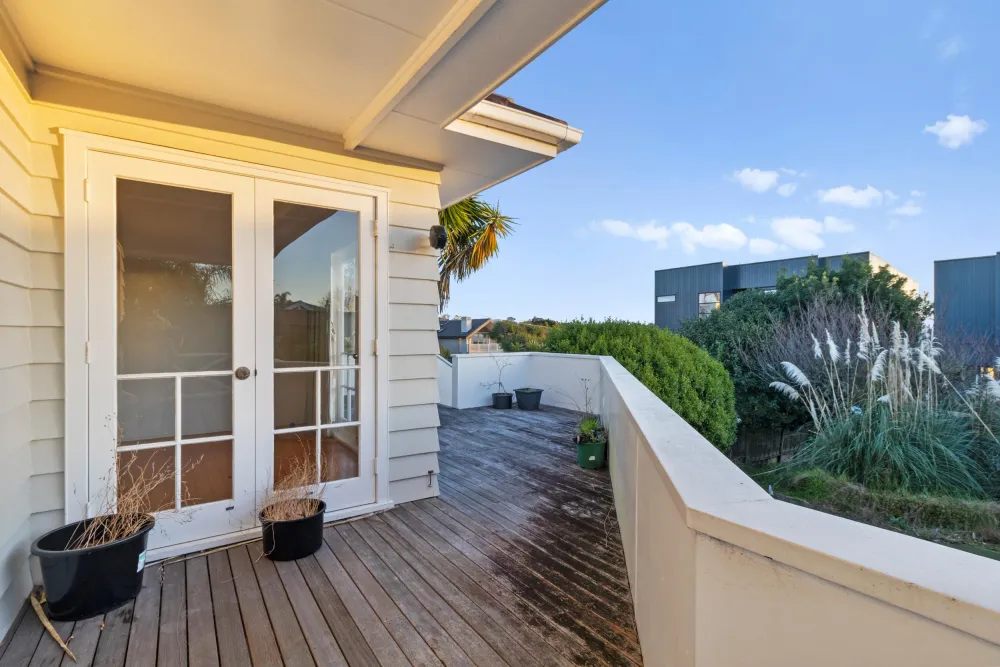 Photos of 127-129 St Heliers Bay Road