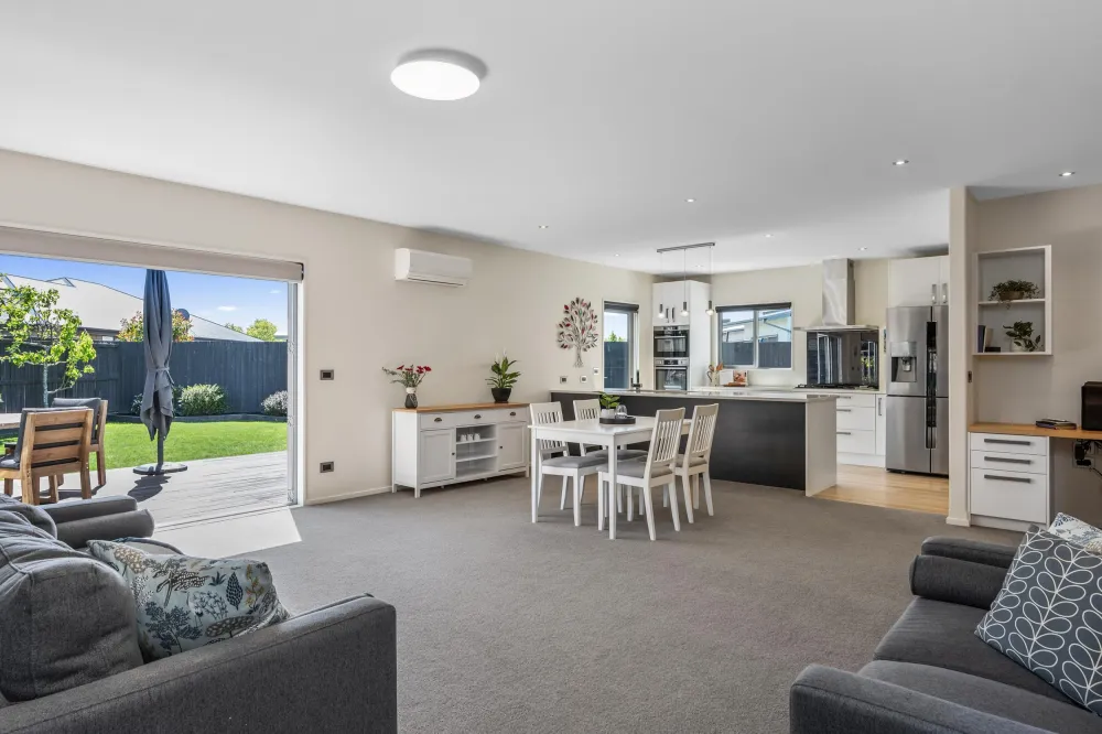 Photos of 9 Ader Close