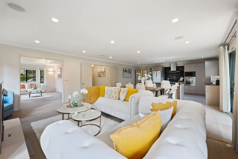 Photos of 16 Erceg Way
