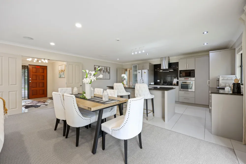 Photos of 16 Erceg Way