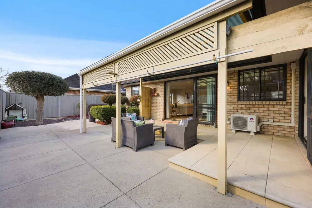 Photos of 16 Erceg Way