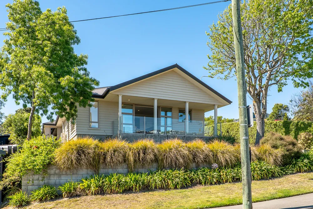 Photos of 22 Cave Terrace