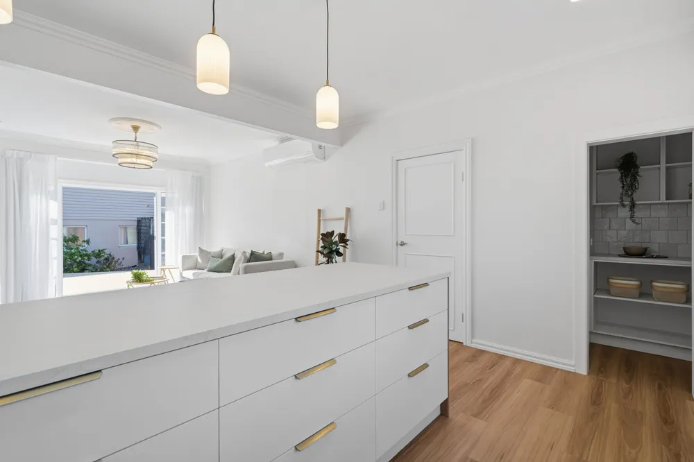 Photos of 203 King Street