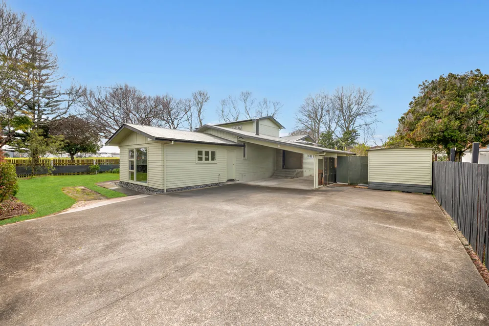 Photos of 86 Ti Rakau Drive