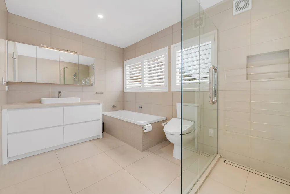 Photos of 86 Ti Rakau Drive