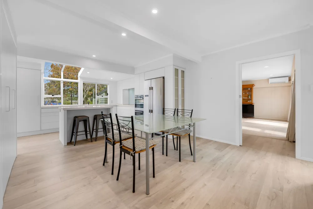Photos of 86 Ti Rakau Drive