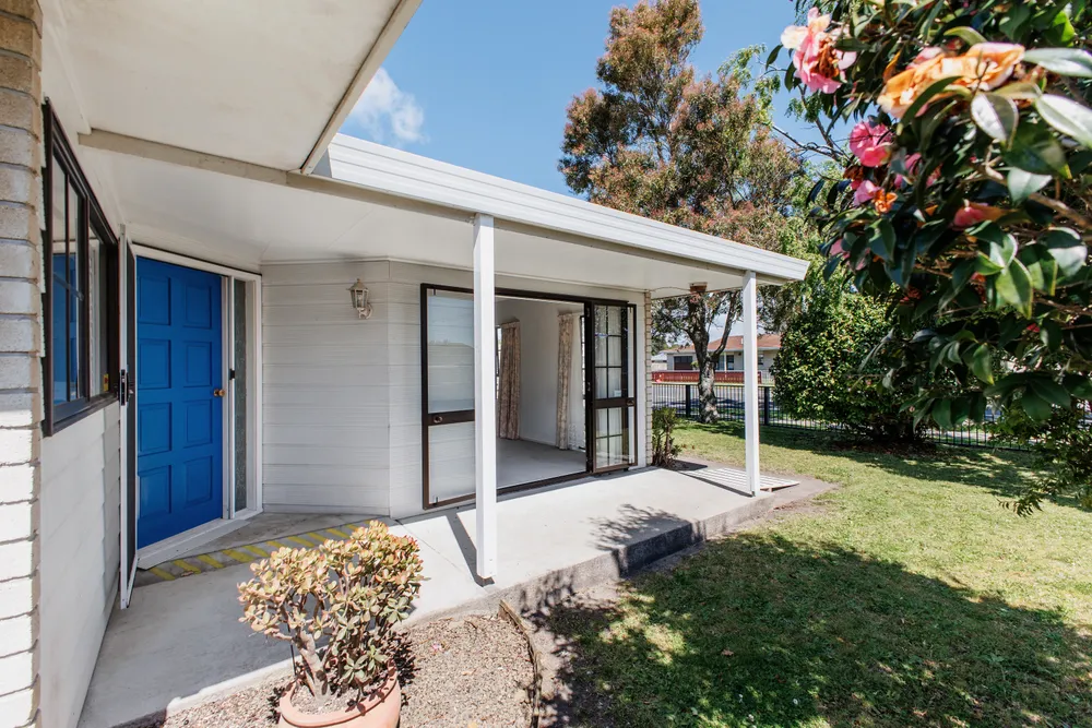 Photos of 131b King Street