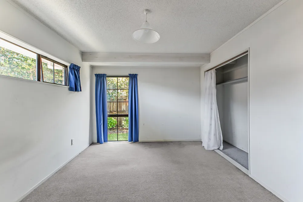 Photos of 131b King Street