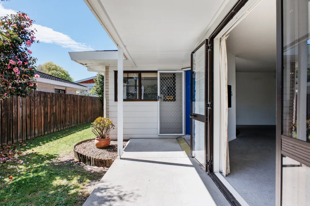 Photos of 131b King Street