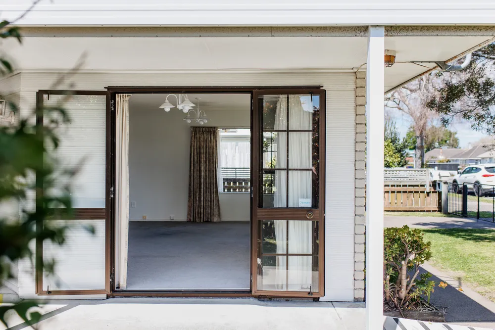 Photos of 131b King Street