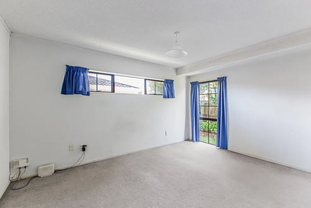 Photos of 131b King Street