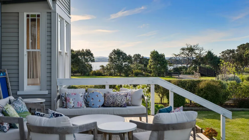 Photos of 111 Wharf Road