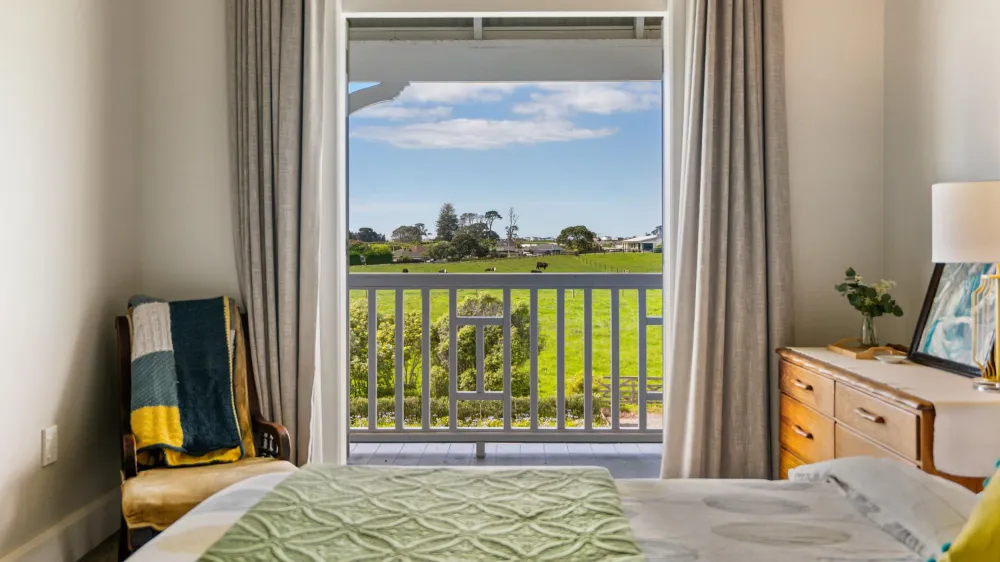 Photos of 111 Wharf Road