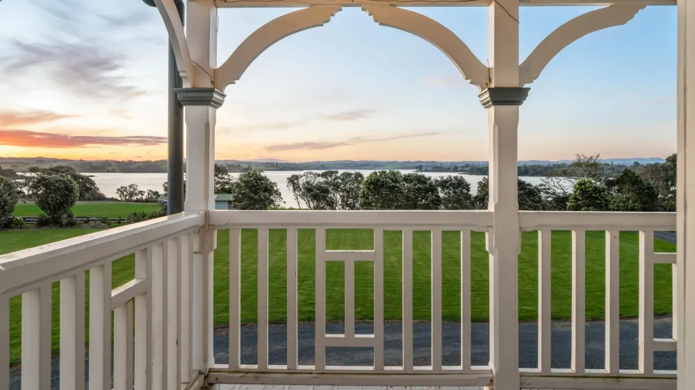 Photos of 111 Wharf Road