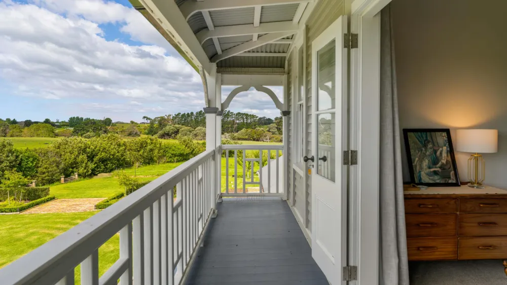 Photos of 111 Wharf Road