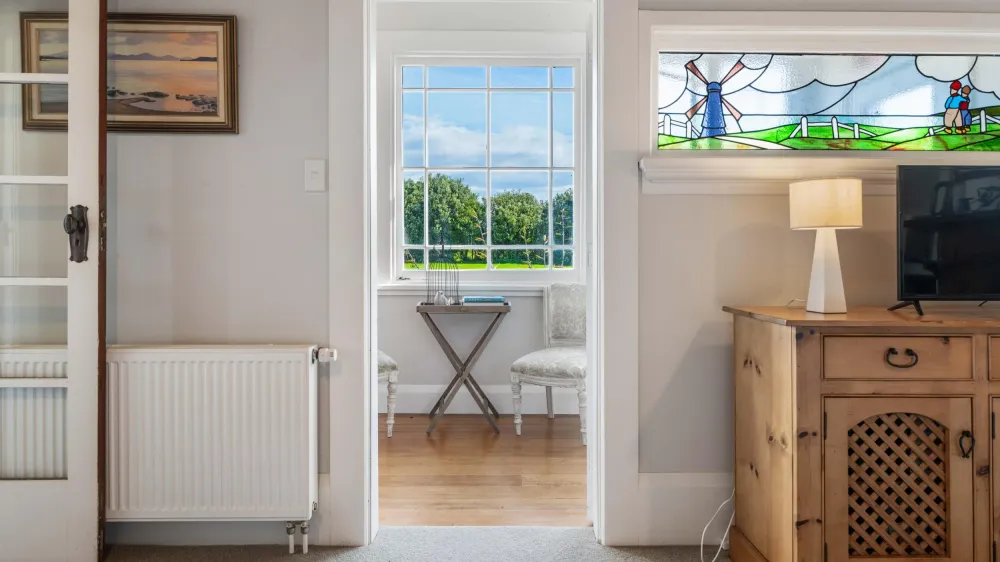 Photos of 111 Wharf Road