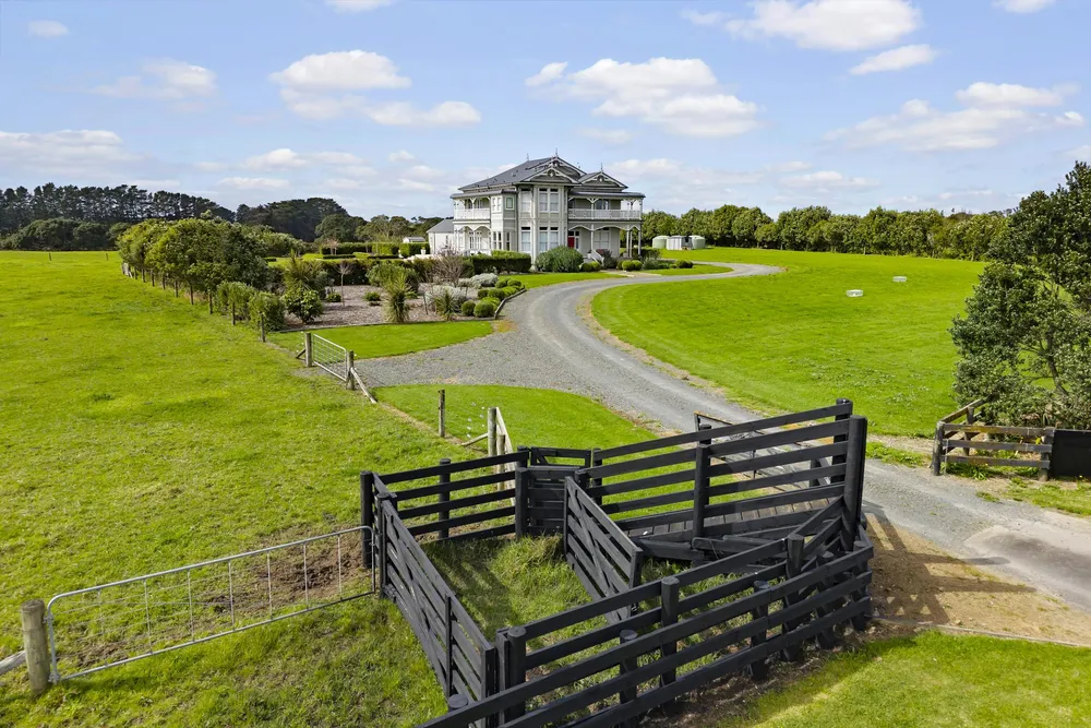 Photos of 111 Wharf Road