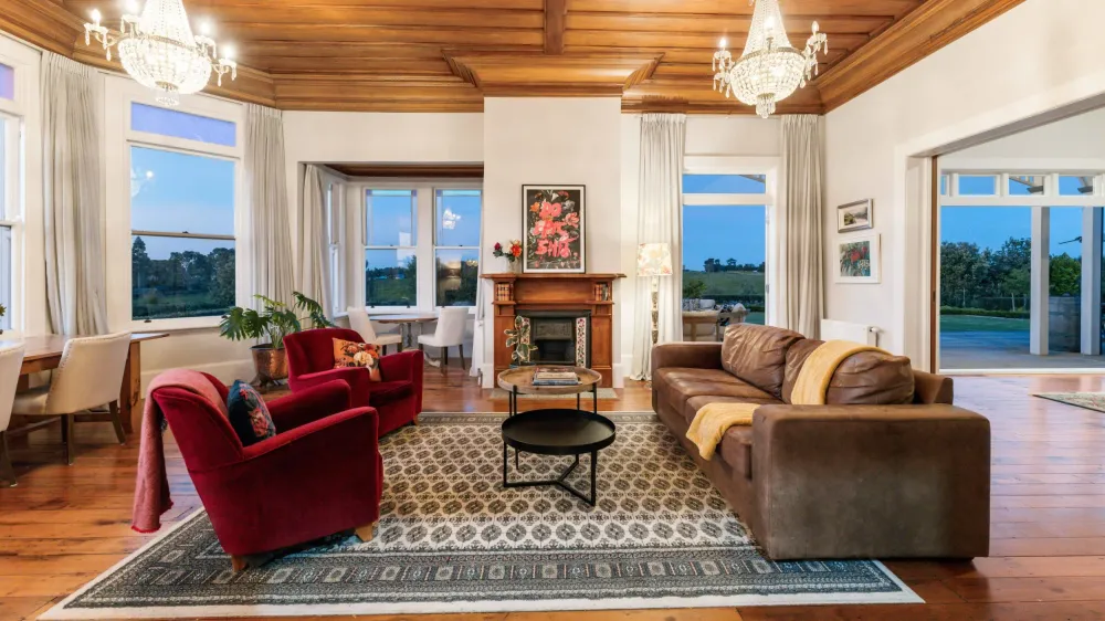 Photos of 111 Wharf Road