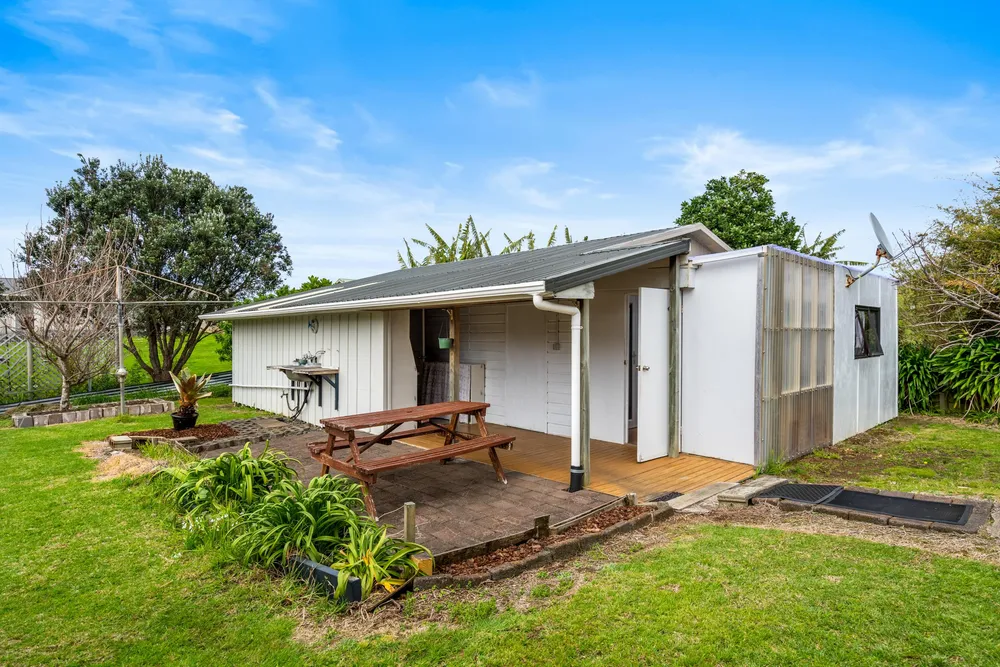Photos of 2302 Whangarei Heads Road