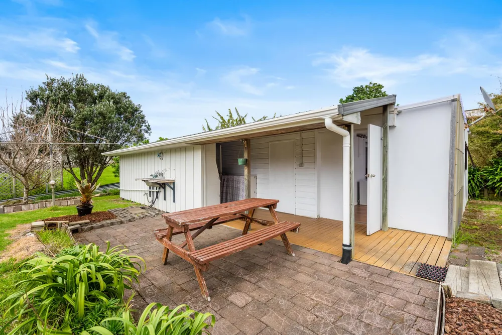 Photos of 2302 Whangarei Heads Road