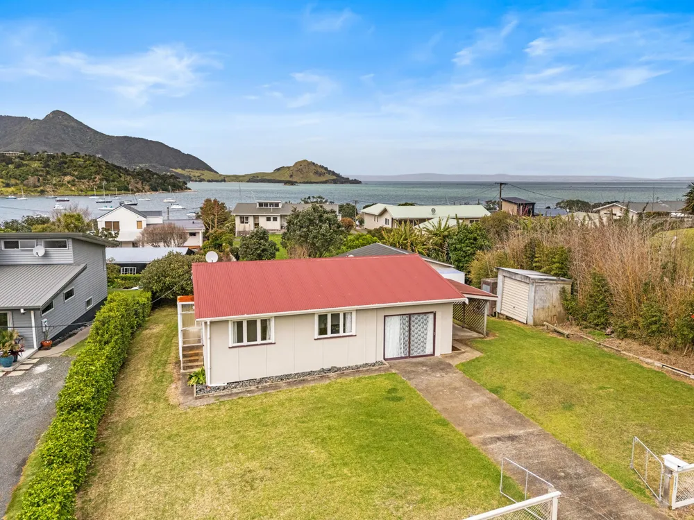 Photos of 2302 Whangarei Heads Road