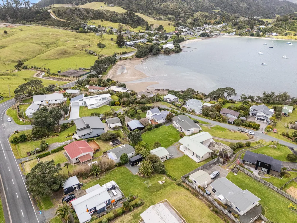 Photos of 2302 Whangarei Heads Road