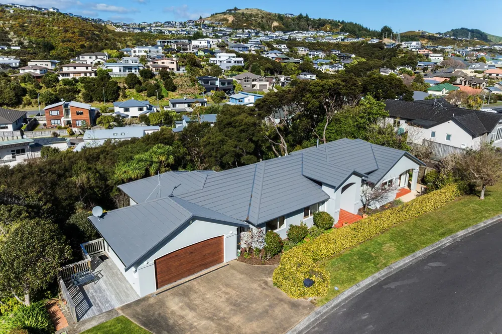 Photos of 4 Petrel Lane