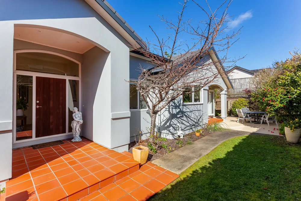 Photos of 4 Petrel Lane