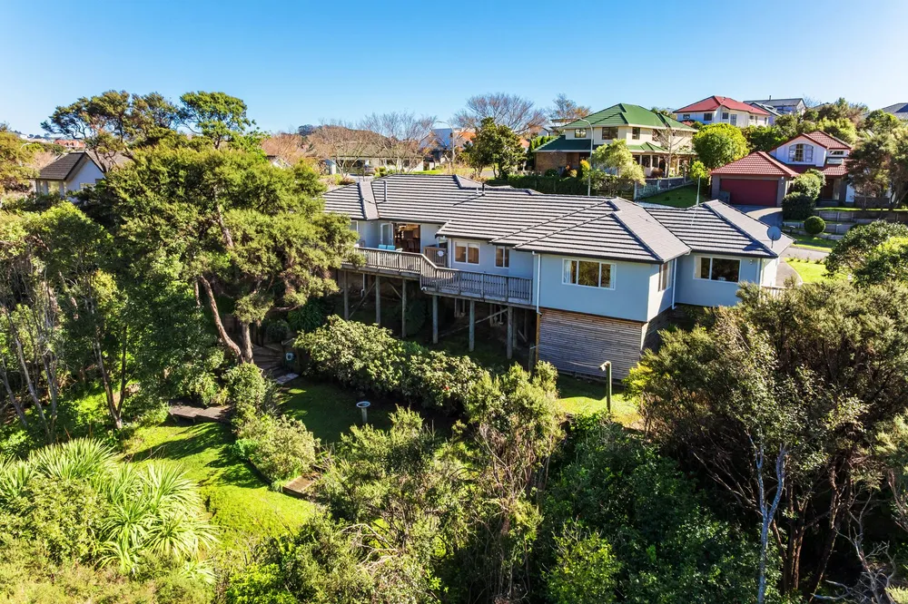 Photos of 4 Petrel Lane