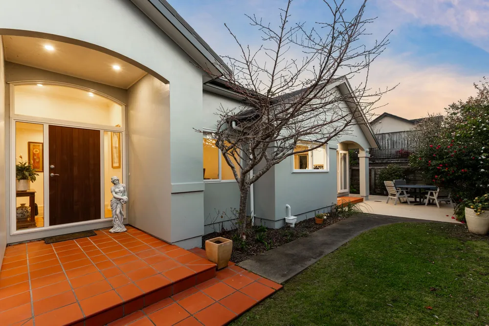 Photos of 4 Petrel Lane
