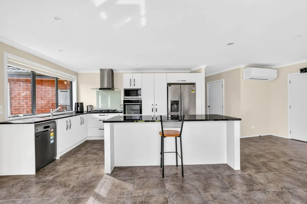 Photos of 193 Kimihia Road