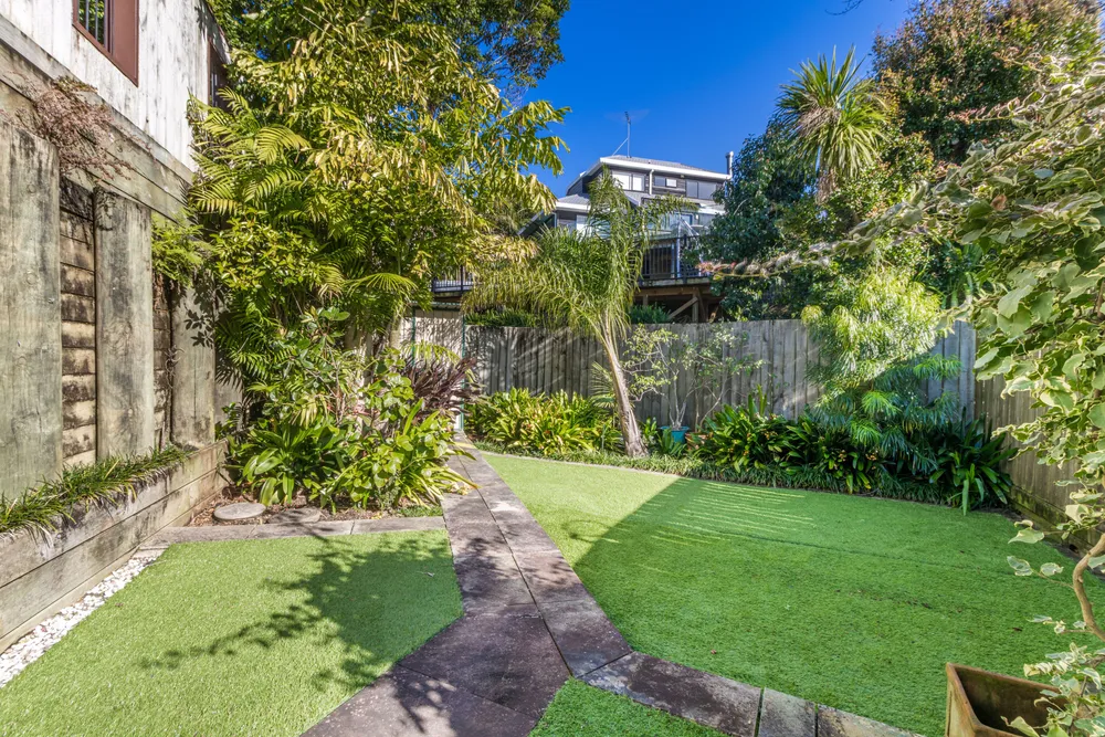 Photos of 56B Sprott Road