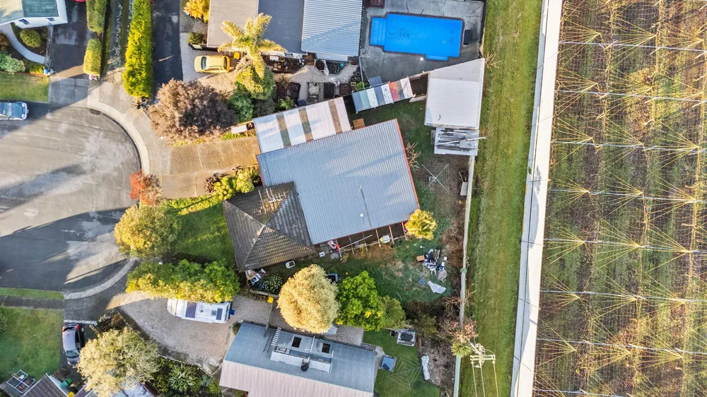 Photos of 7 Thomason Avenue