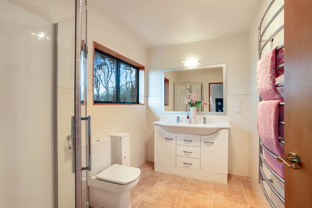 Photos of 168 Shaw Road